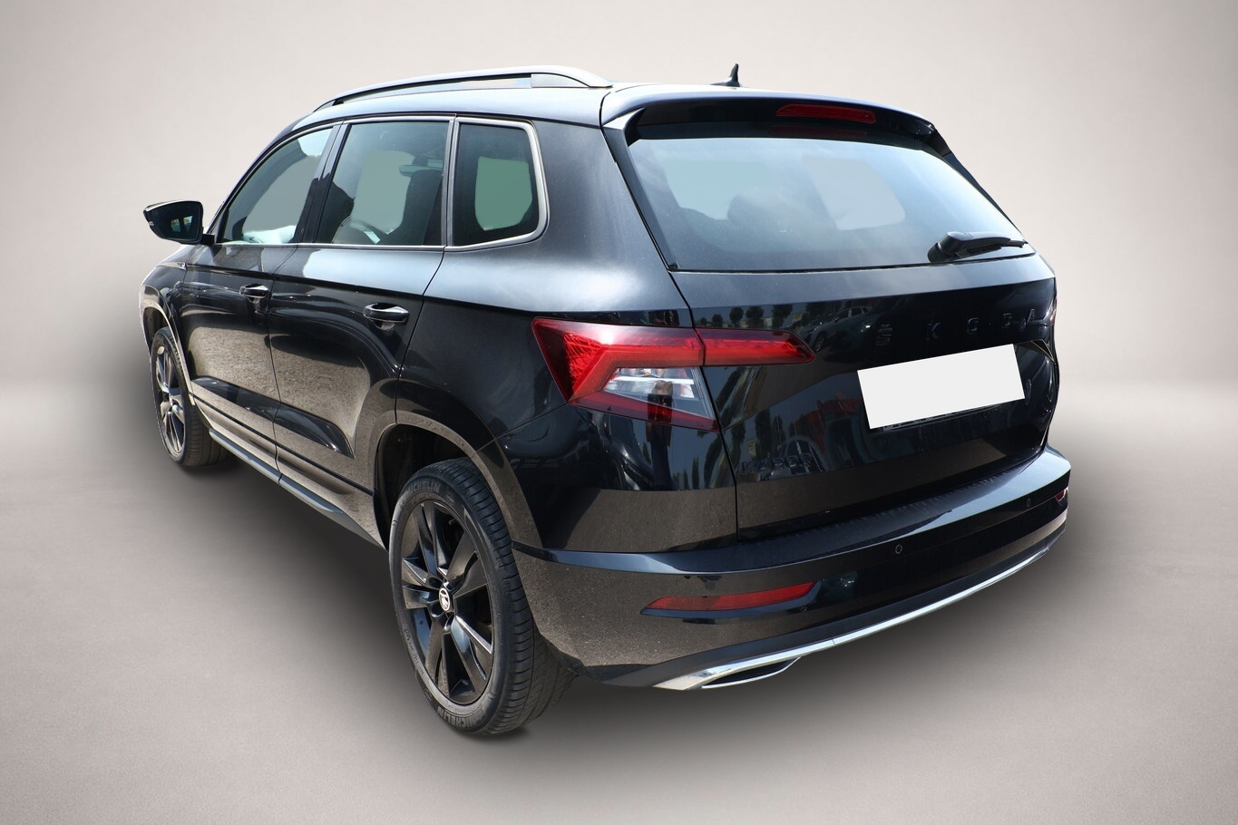 Bild 4 Skoda Karoq 2.0 TDI 150 Sportline LED Nav VirtC SideA
