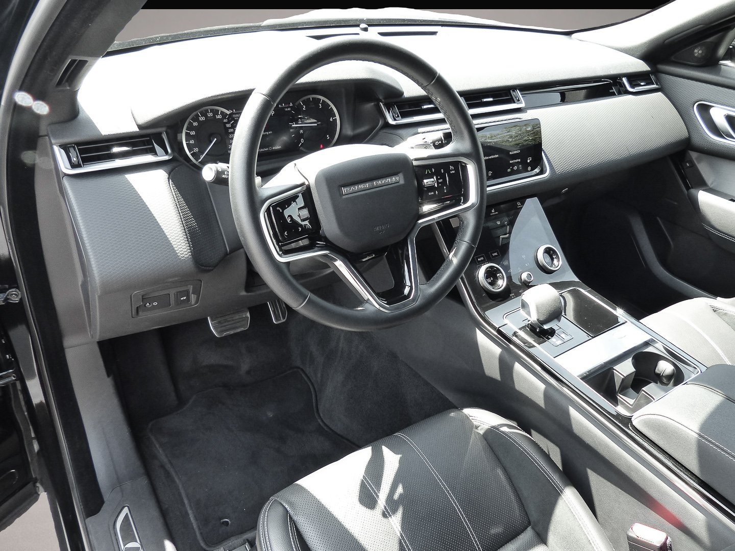 Fotografie 7 des Land Rover Range Rover Velar 3.0 d R-Dynamic SE R-Dynamic S