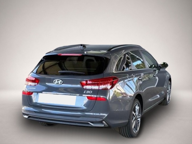 Fotografie des Hyundai i30 Kombi Comfort Plus 1.0 TGDI / Navi / Sitz &.