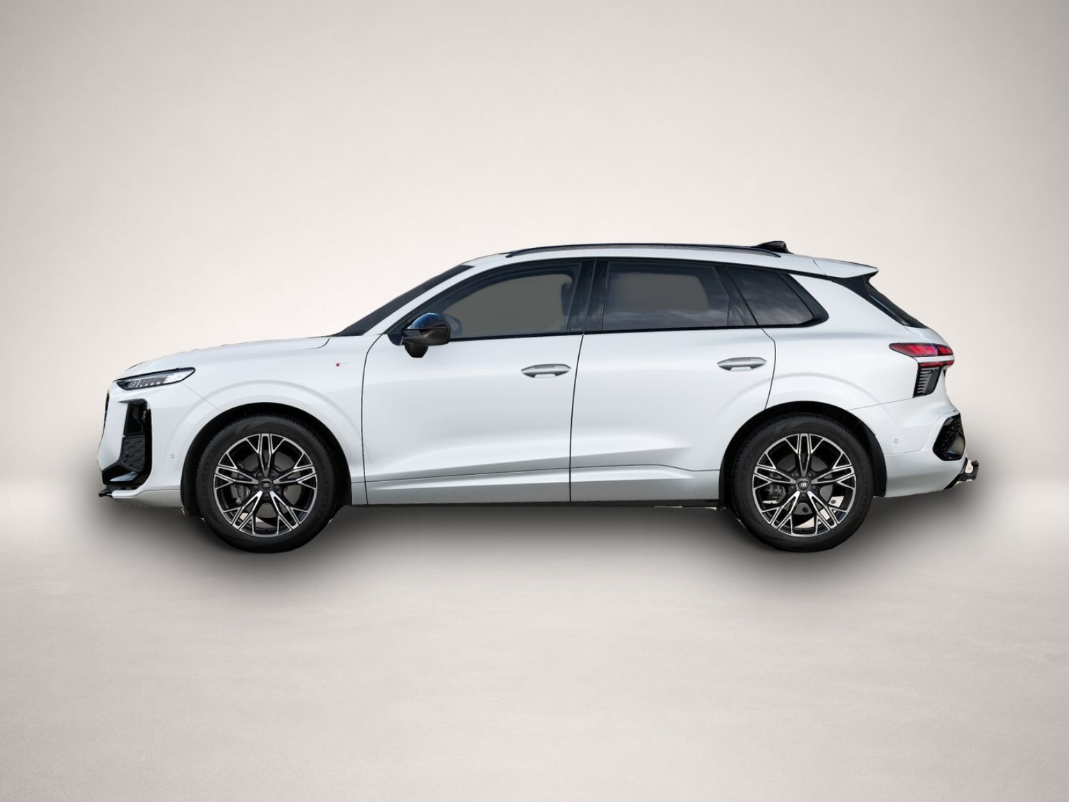 Bild 2 Audi Q3 Audi S line TFSI 195 kW (265 PS) 7-Gang troni