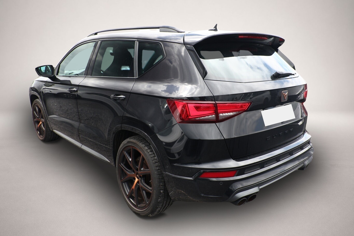 Fotografie 2 des Cupra Ateca 2.0 TSI 300 4D DSG Leder SchiebeD Beats
