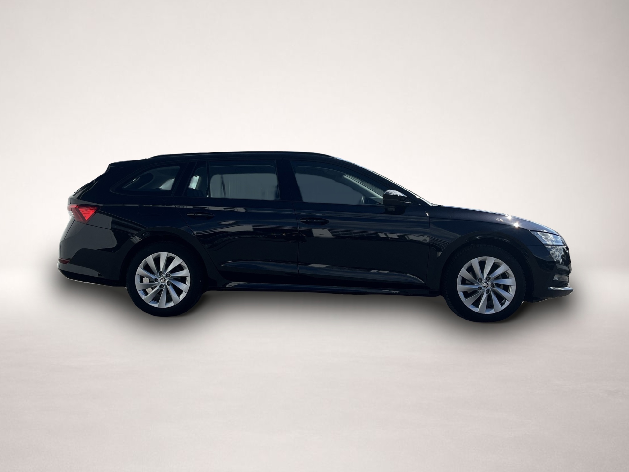 Bild 4 Skoda Octavia Combi 1.5 TSI DSG Blackline 160¤ m.20% A