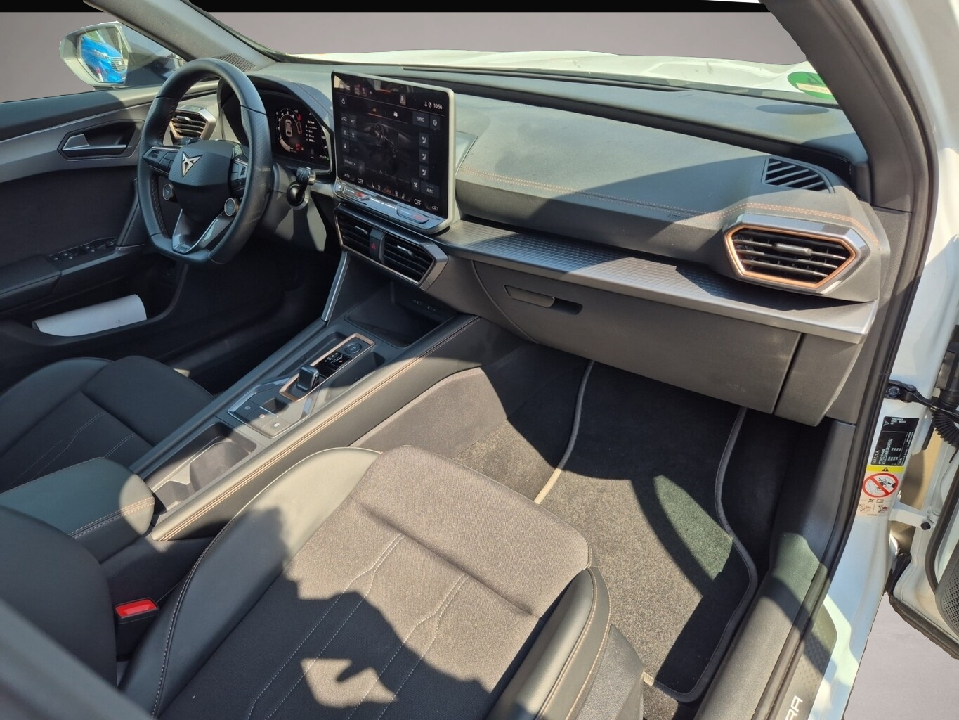 Bild 5 Cupra Formentor 1.5 eTSI 150 DSG LED Nav ACC SHZ 18Z