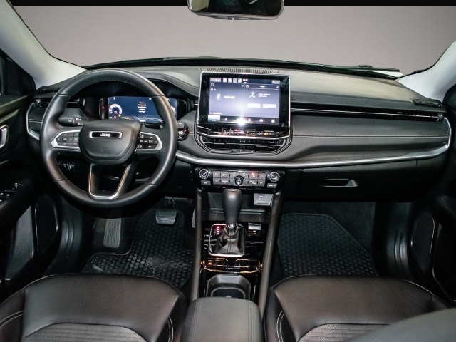 Bild 5 Jeep Compass Limited e-Hybrid Navi Digitales Cockpit
