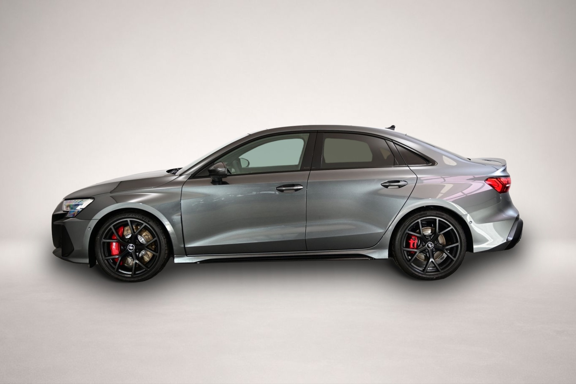 Bild 2 Audi RS3 2.5 TFSI 7-Gang S tronic quattro