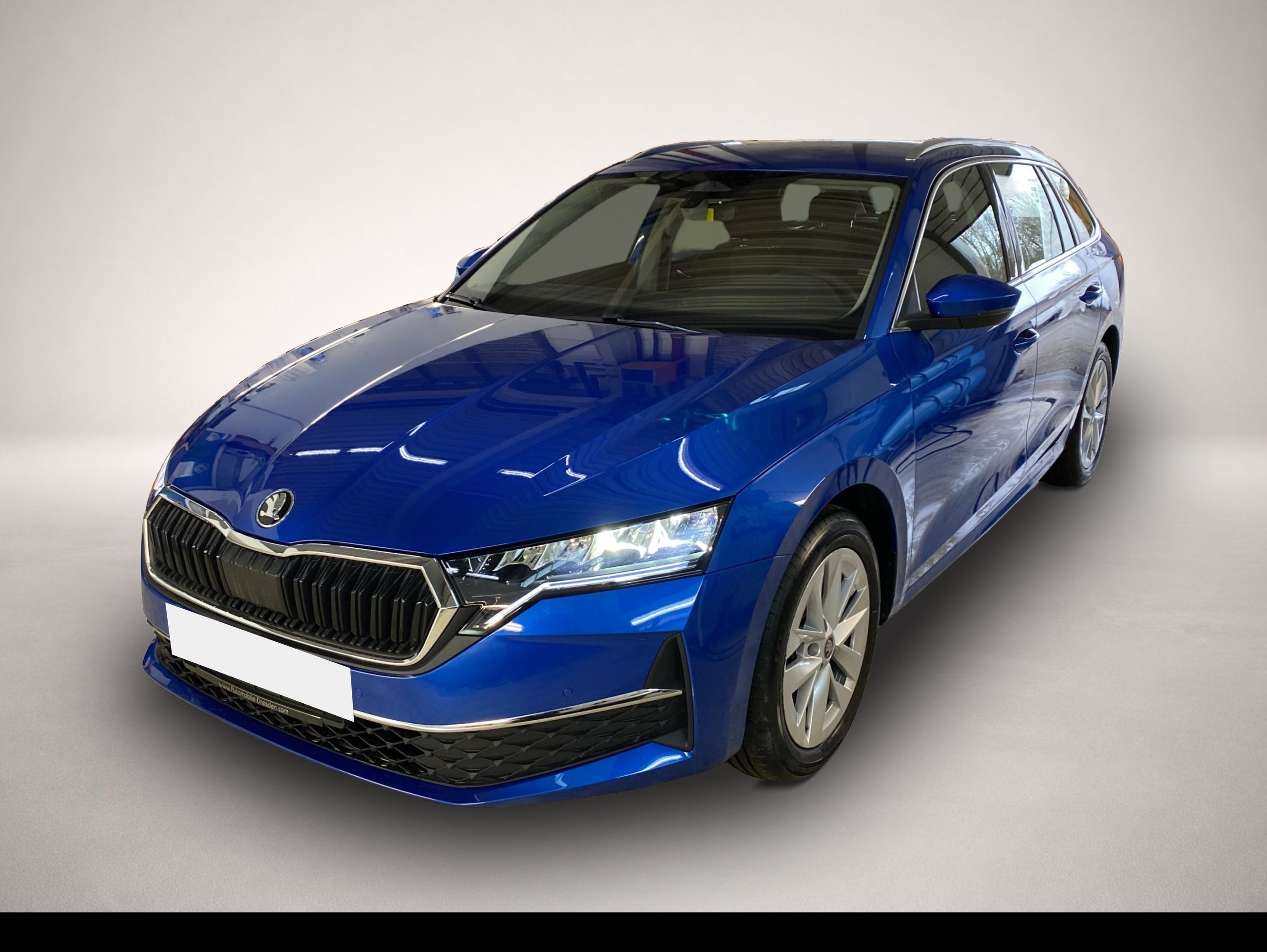 Bild 1 Skoda Octavia 2.0 TDI DSG Selection*DAB*SideAssist