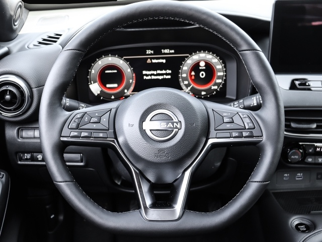 Bild 5 Nissan Juke N-Connecta 1.0 DIG-T 114PS 6MT Winterpaket