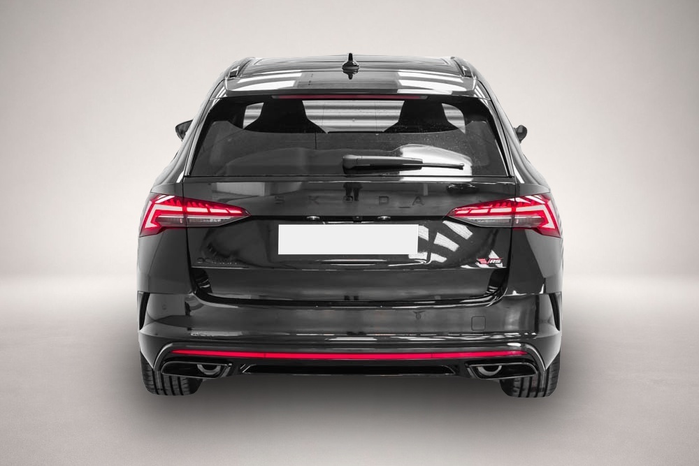 Fotografie des Skoda Octavia Kombi 2,0 TSI DSG RS - LAGER