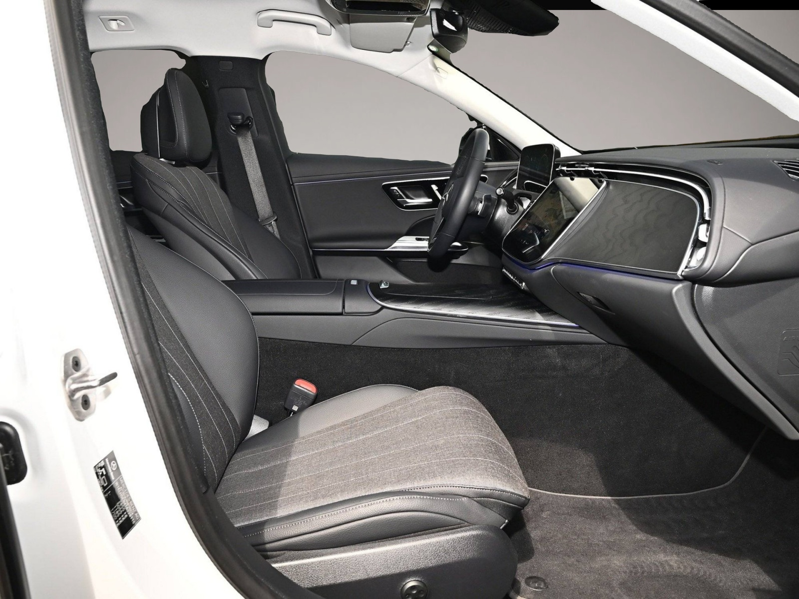 Bild 2 Mercedes-Benz E 300