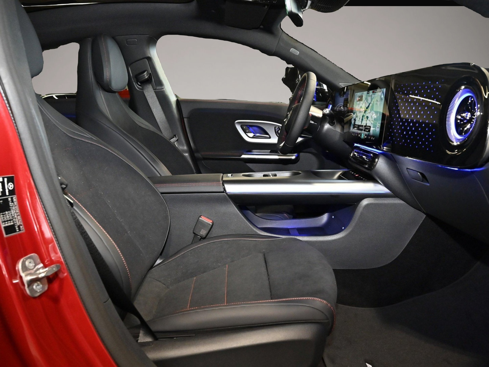 Bild 2 Mercedes-Benz CLA 200
