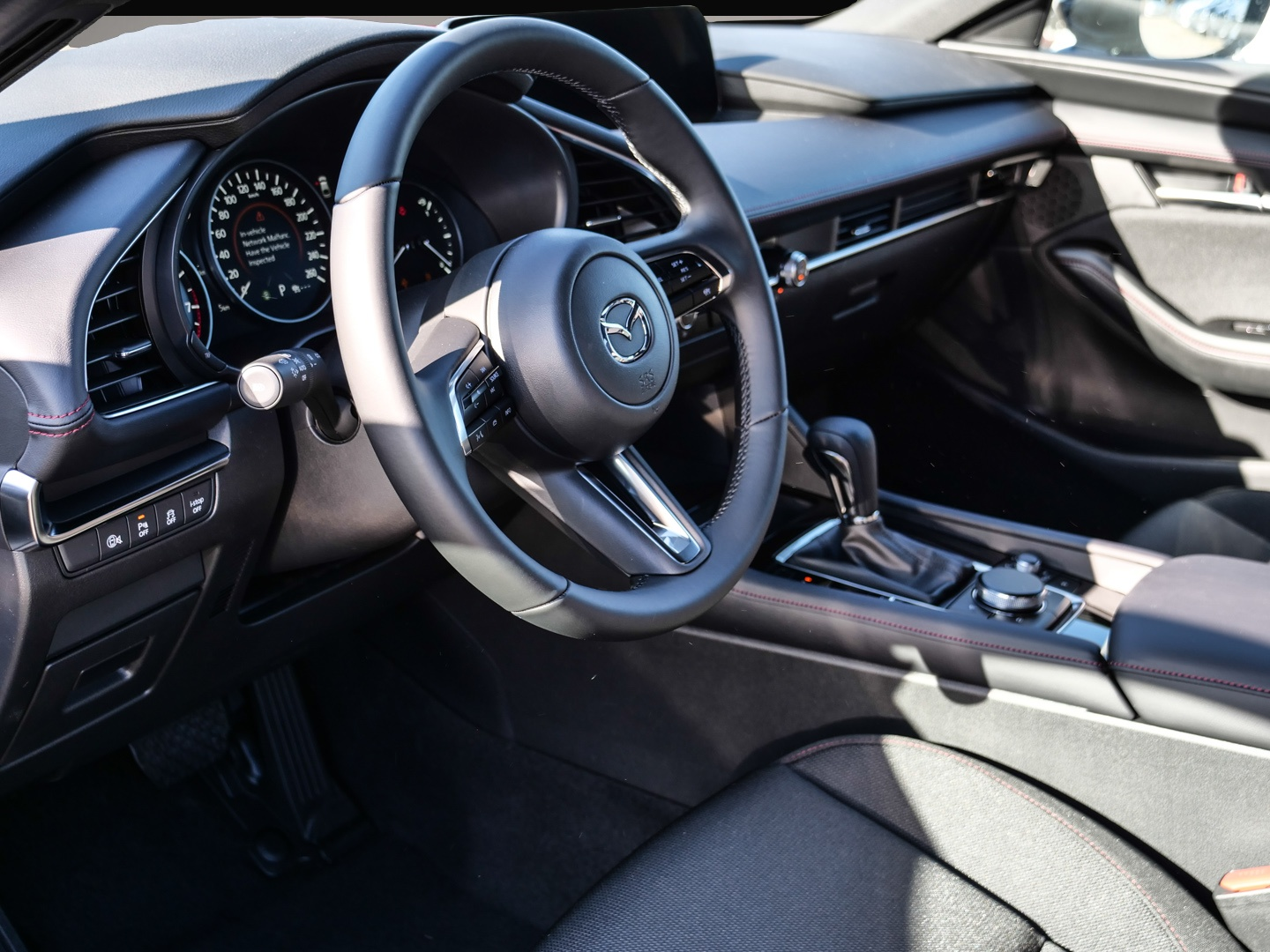 Bild 3 Mazda 3 Homura 2.5L e-SKYACTIV G 140PS 6AT FWD