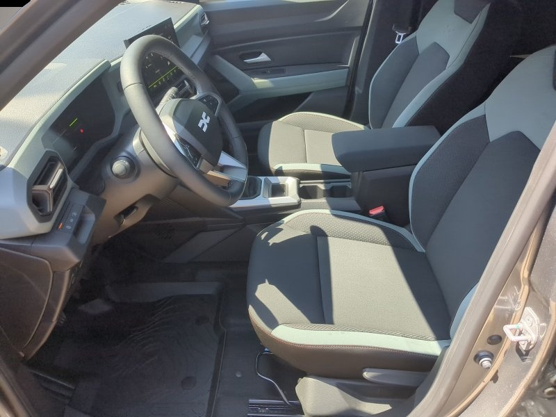 Bild 4 Dacia Duster TCe 140 Extreme Navi+LKHZ+SHZ+RFK