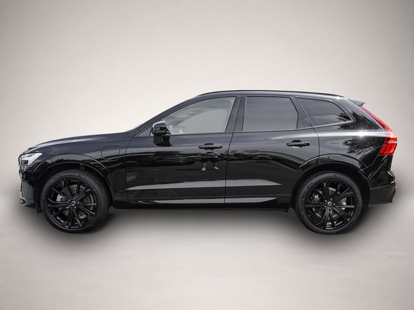 Bild 4 Volvo XC60 T8 AWD Plus Black Ed. Plug-In AHK Pano LED