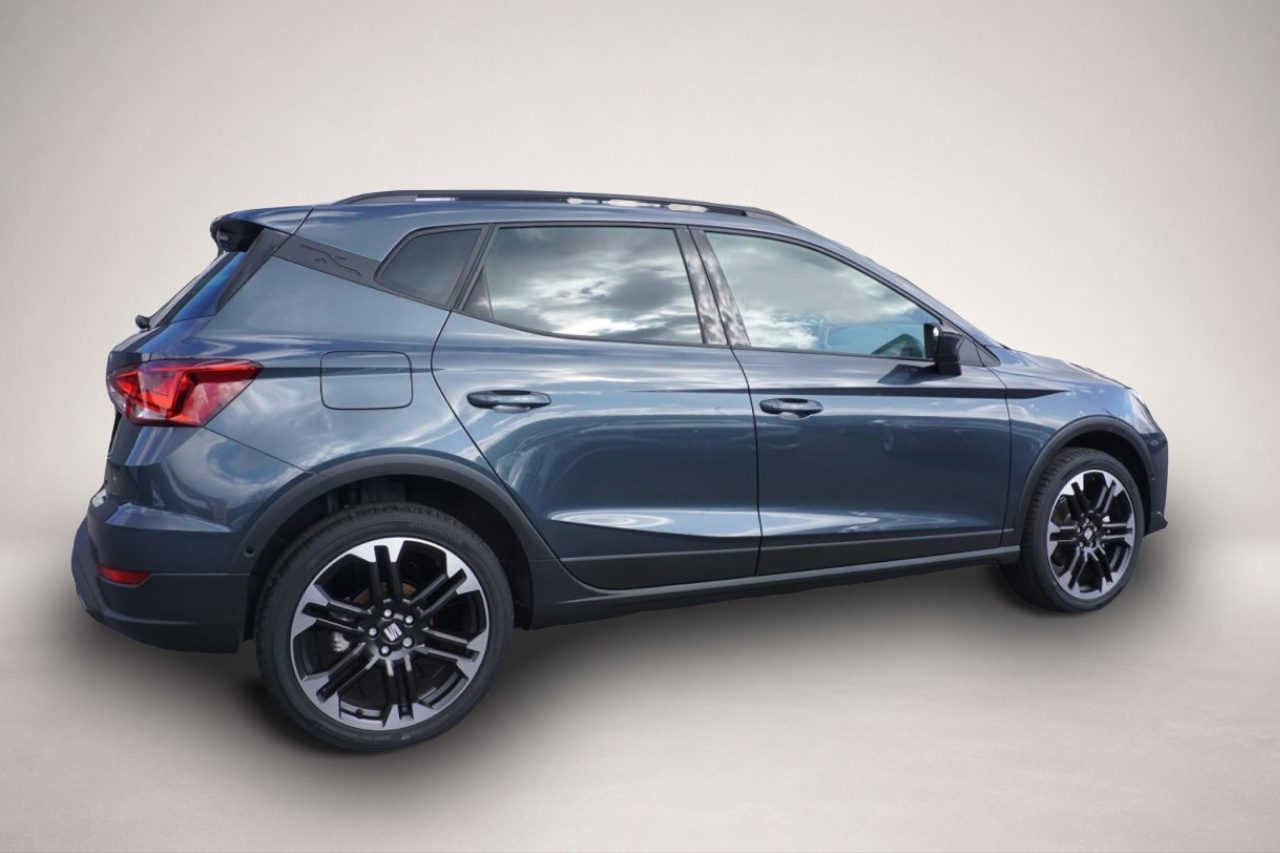 Bild 2 Seat Arona FR 1.0 TSI DSG Neuwertig 10km ACC Kamera A