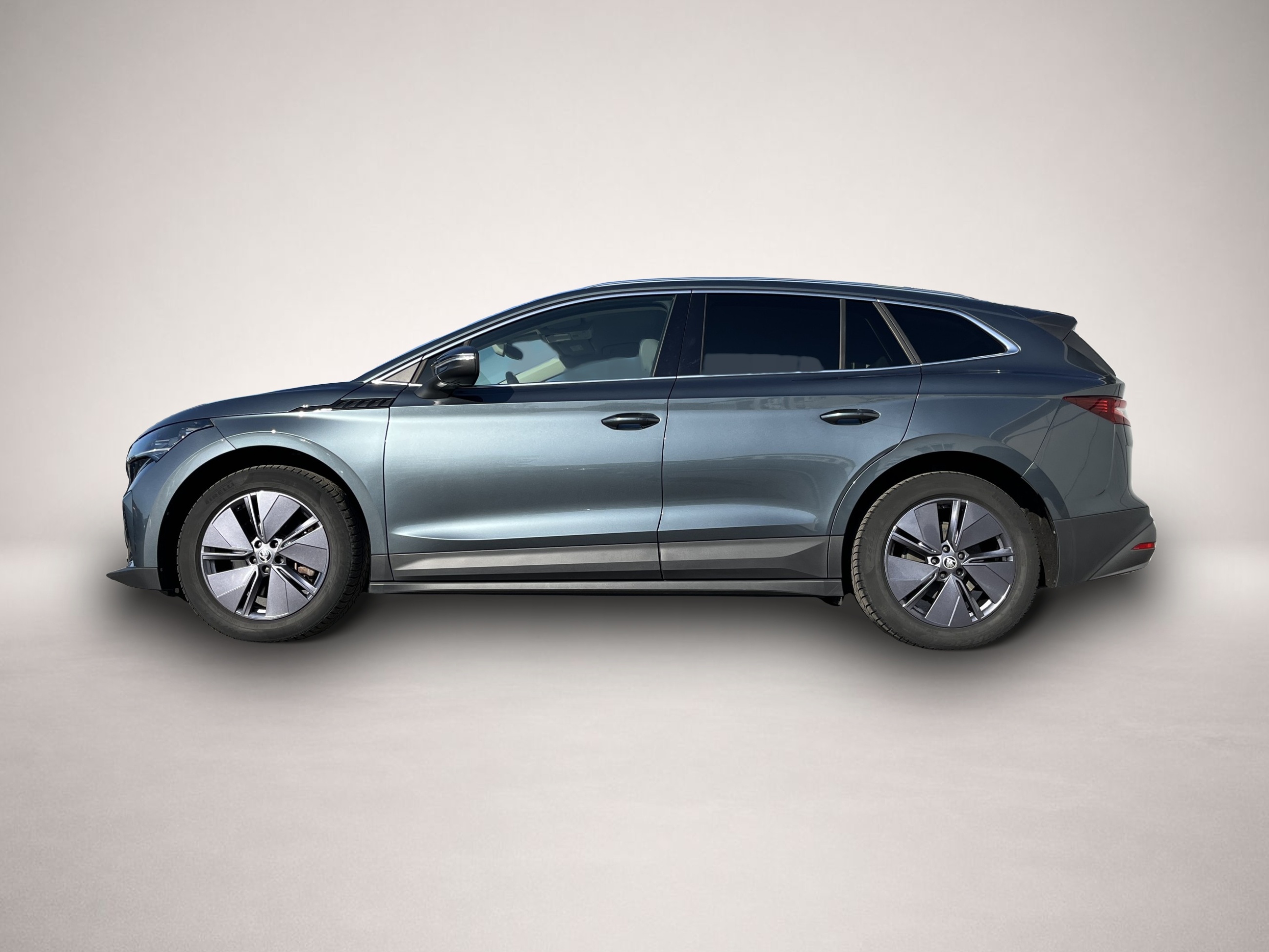 Bild 1 Skoda Enyaq 82kWh WäPu AHK HeadUp Navi 4xSHZ ACC MATRI