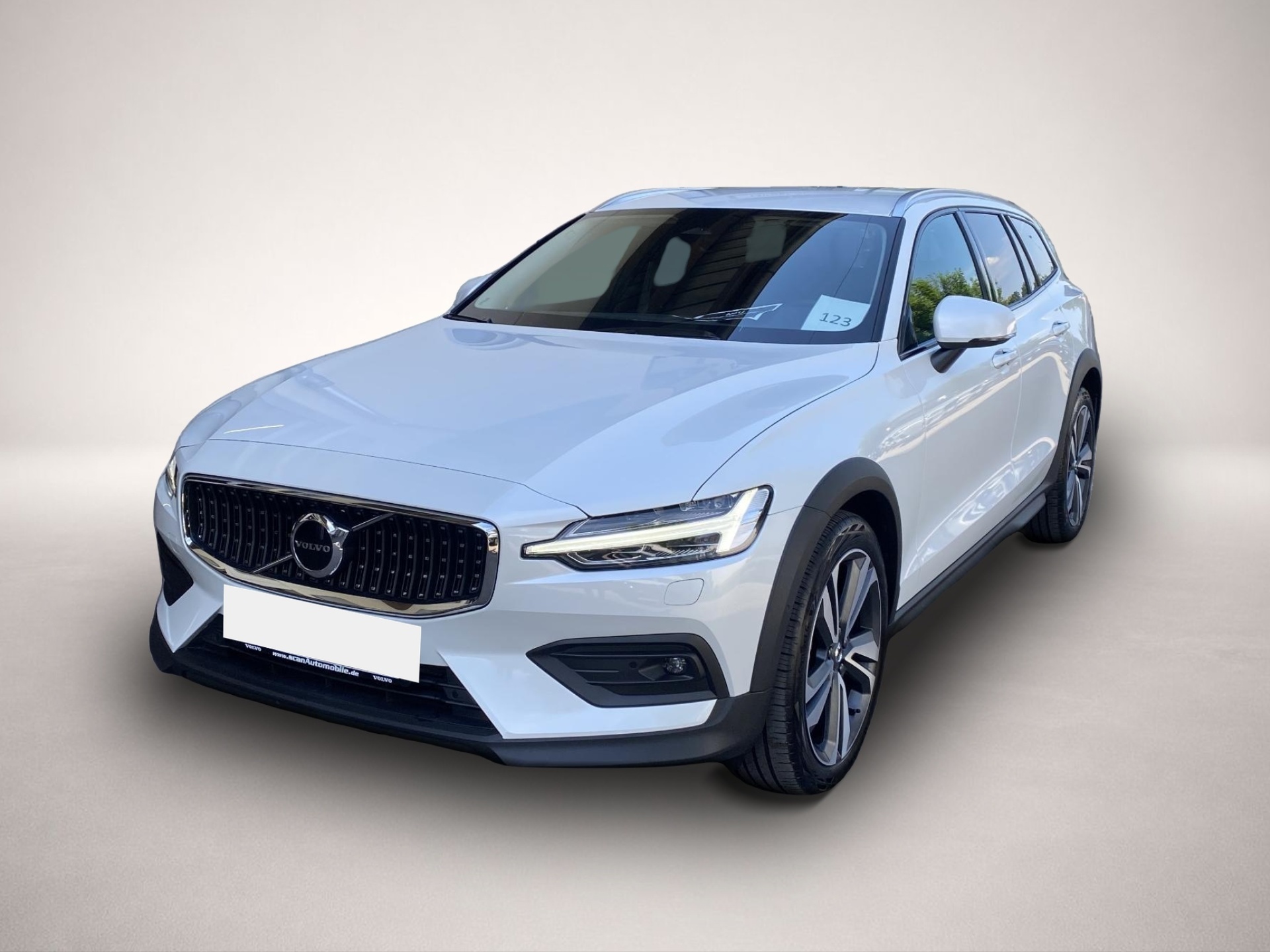 Bild 1 Volvo V60 Cross Country V60 CC Plus AWD Bluetooth LED Vollleder Klima
