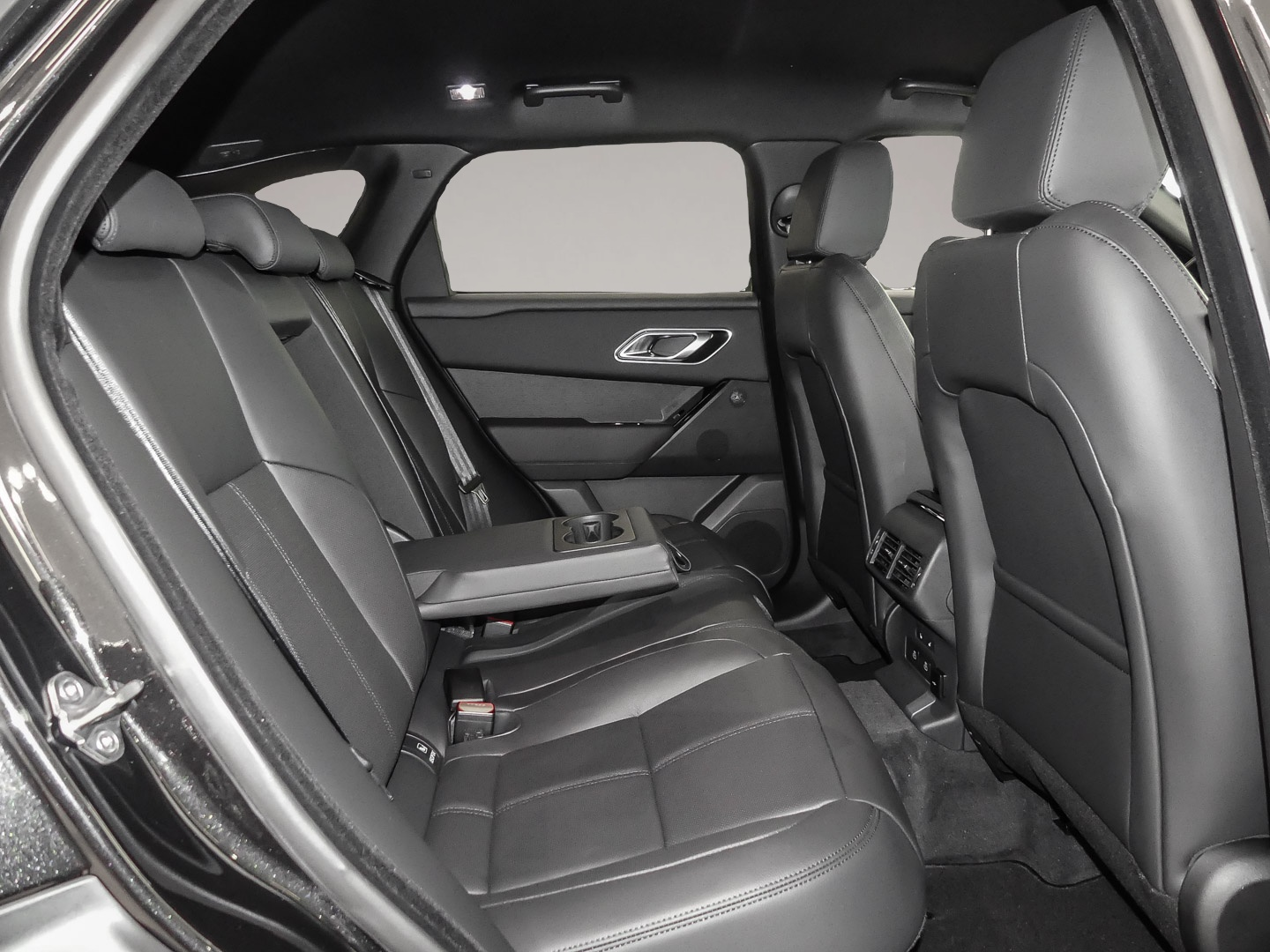 Bild 5 Land Rover Range Rover Velar D200 Dynamic SE Luftfederung A
