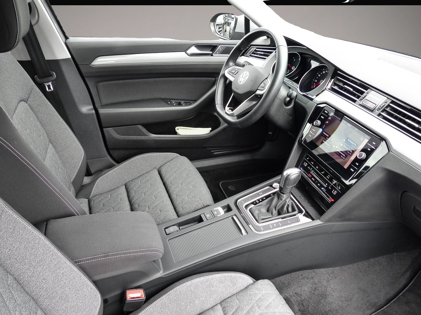 Bild 5 Volkswagen Passat Variant 2.0 TDI DSG Business NAVI ALU