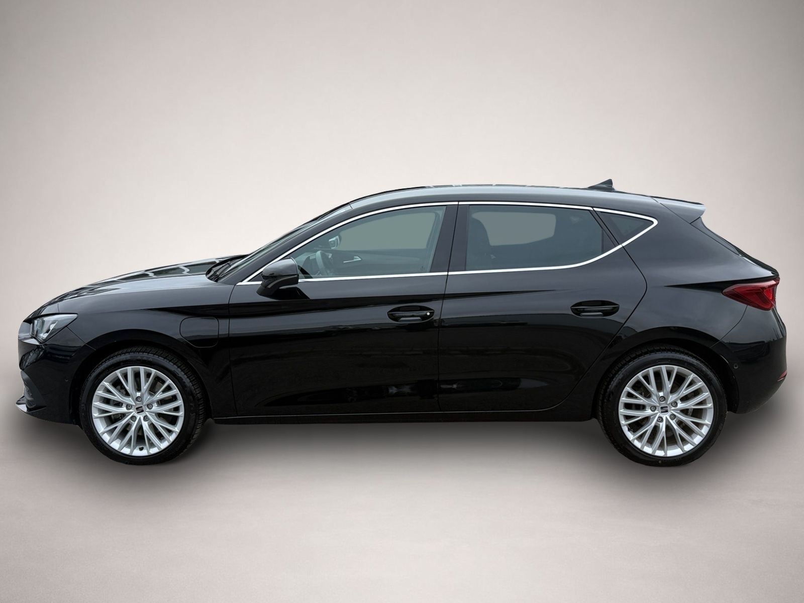 Seat Leon Leon 1.4 TSI DSG e-Hybrid Xcellence *Navi*LED*Vi - Thumbnail 2