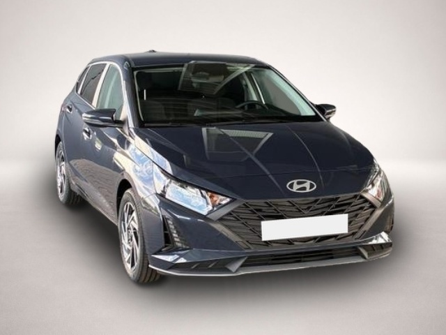 Bild 3 Hyundai i20 Pure 1.2 MPI / Navi / PDC Hinten + Kamera / Abg.