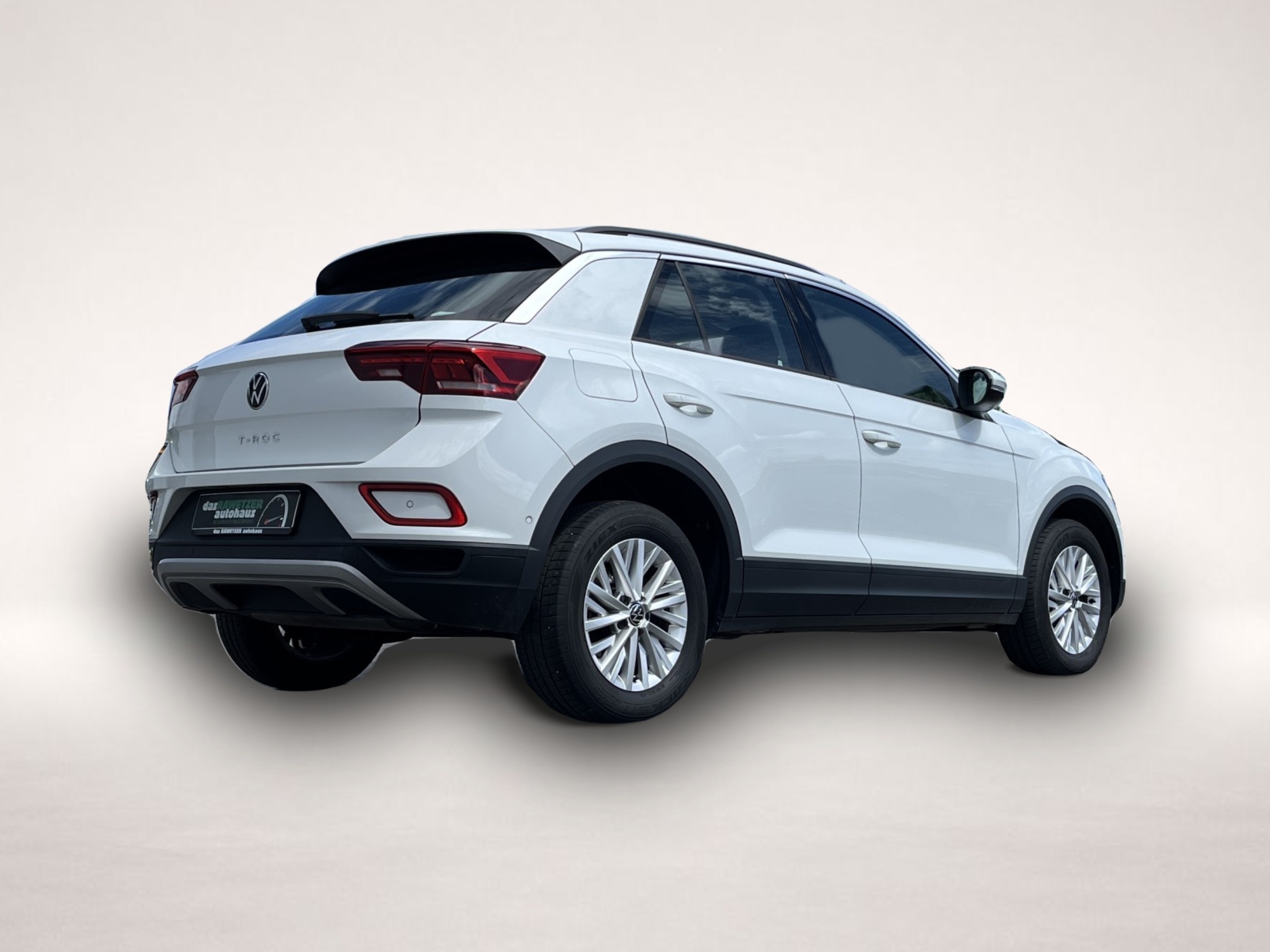 Bild 6 Volkswagen T-Roc 2.0 TDI DSG Life AHK DigCockpit ACC LED Ka