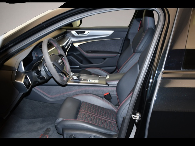 Bild 3 Audi quattro RS6 Avant 4.0 TFSI quattro tiptronic HeadUp/Matr