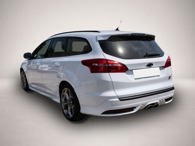 Bild 2 Ford Focus Turnier ST Exclusive Sportpaket Navi Sound