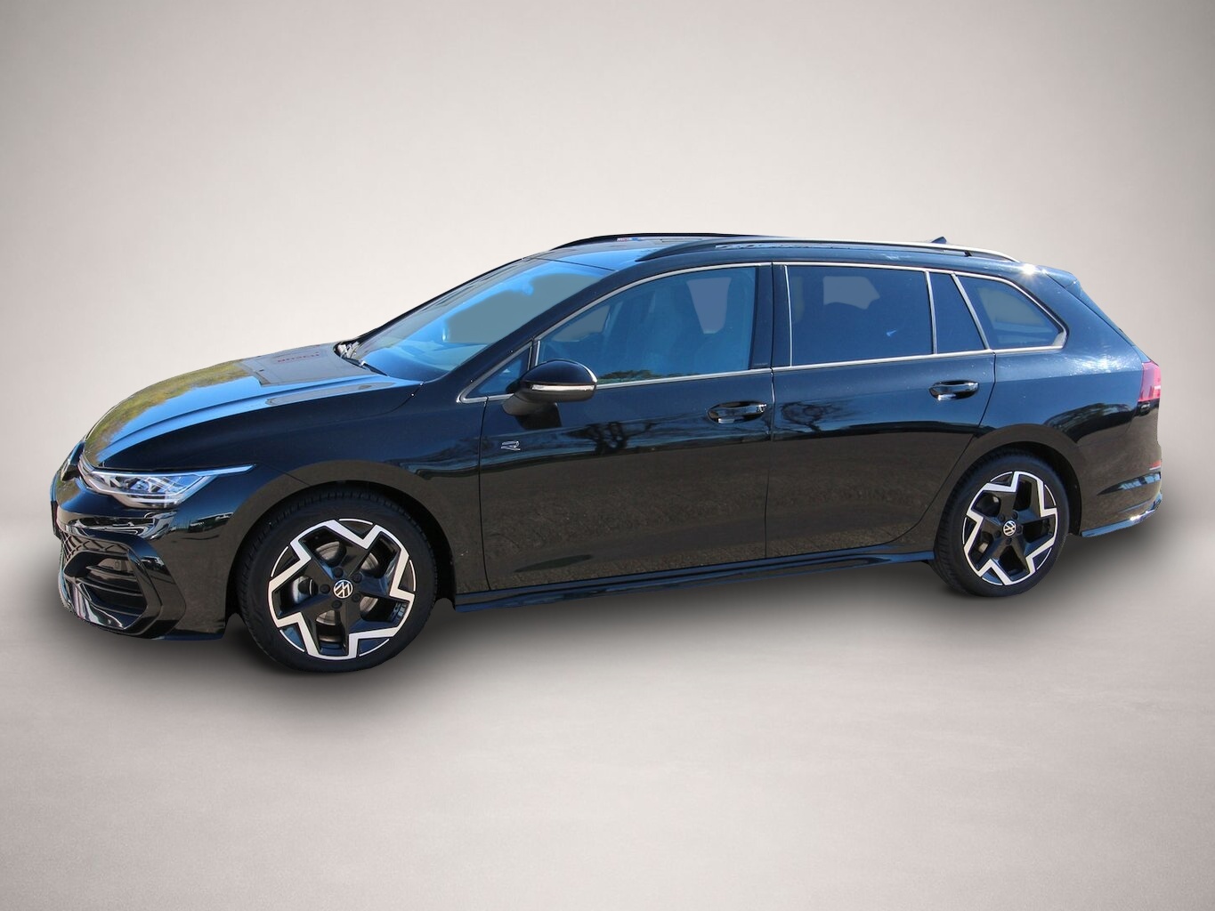 Fotografie 3 des Volkswagen Golf VIII Variant 1.5 TSI R-Line LED+KAMERA+ACC.