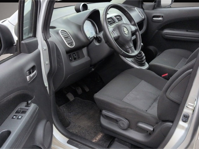 Bild 4 Suzuki Splash 1.2*Klima CD-Radio Nebelscheinw Alufelgen