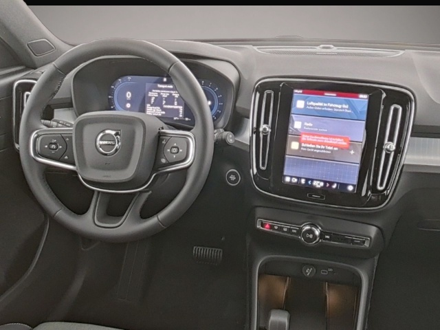 Bild 6 Volvo XC40 Plus Dark 2WD Digitales Cockpit Memory Sitz
