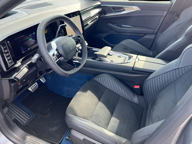 Bild 4 Renault Rafale Plug-in Hybrid 300 4x4 Esprit Alpine 4CON