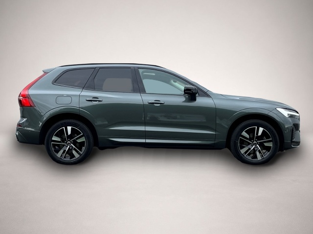 Bild 3 Volvo XC60 B5 AWD Plus Dark ACC/HuD/360°/FACELIFT/S-Da