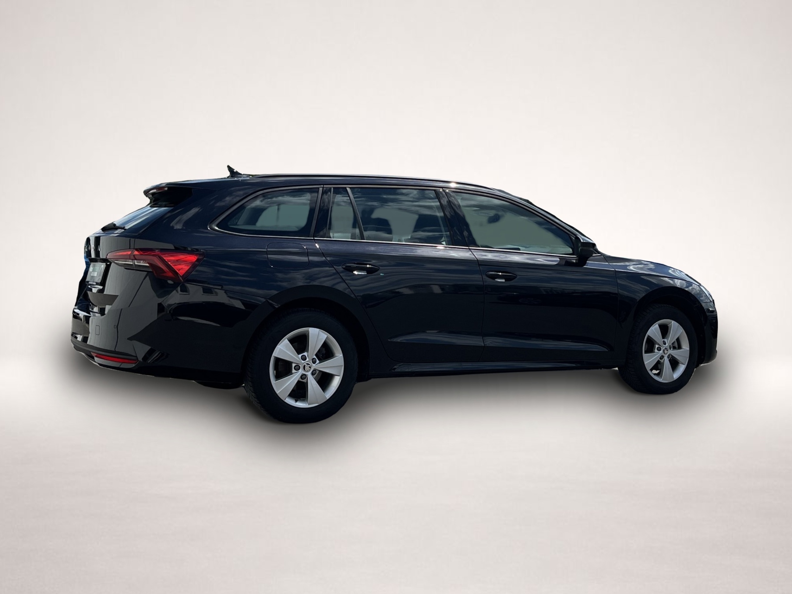Bild 6 Skoda Octavia Combi 1.5 TSI DSG Blackline 163¤ m.20% A