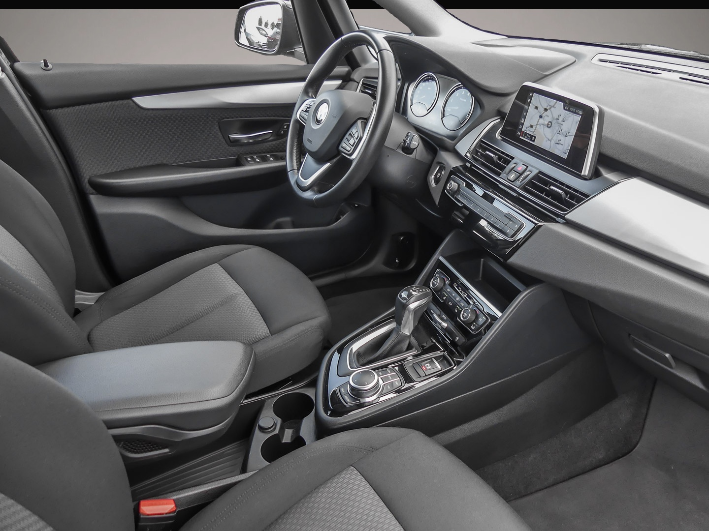 Bild 4 BMW 225 Active Tourer xe Advantage iPerformance EU6d