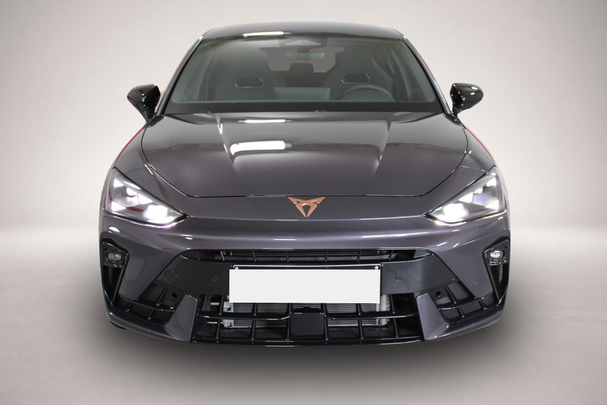 Vehicle image 0