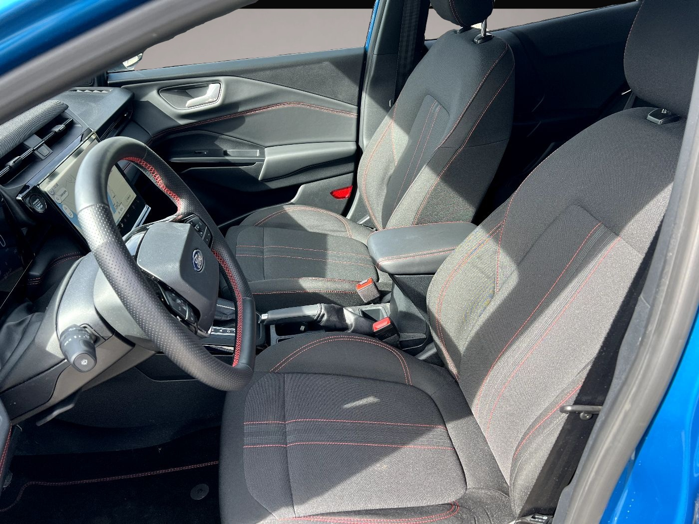 Fotografie des Ford Puma 1.0 EcoBoost ST-Line LED Navi Sitzh. Kamera