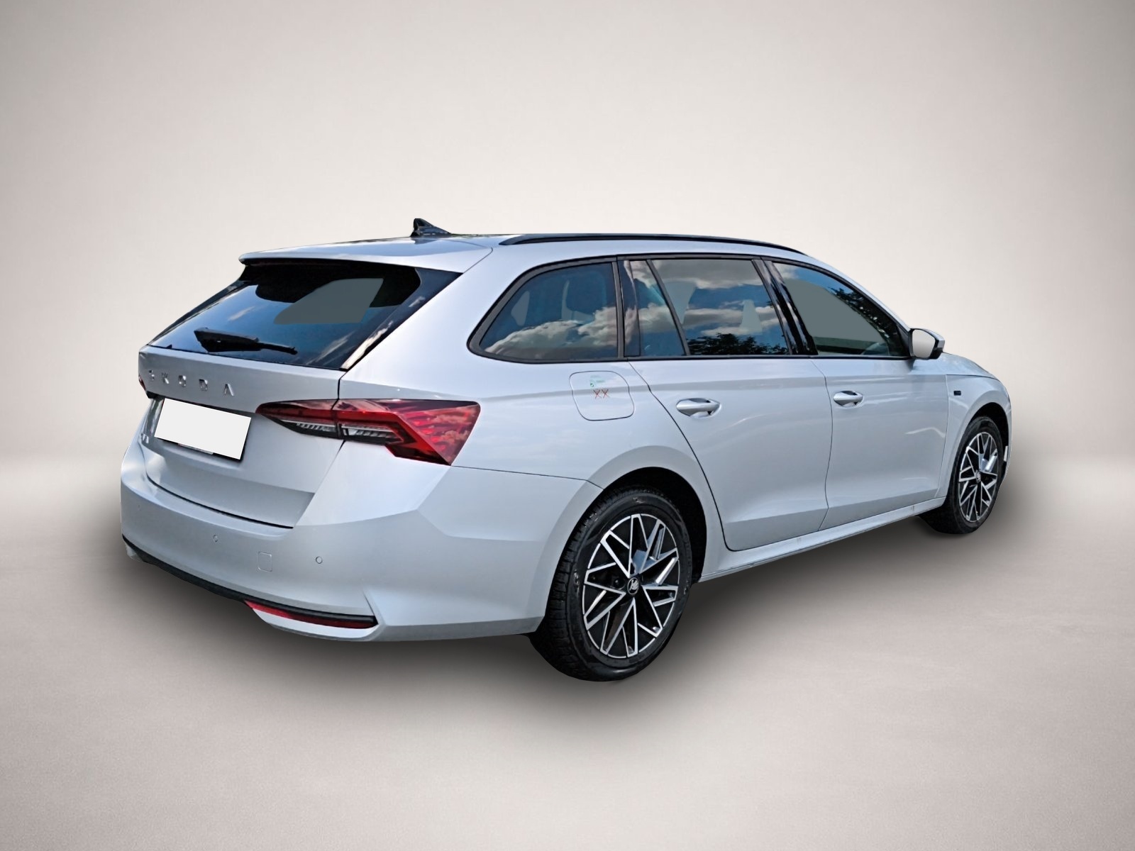 Bild 7 Skoda Octavia Combi 2.0 TDI DSG Tour AHK PANO NAVI ACC