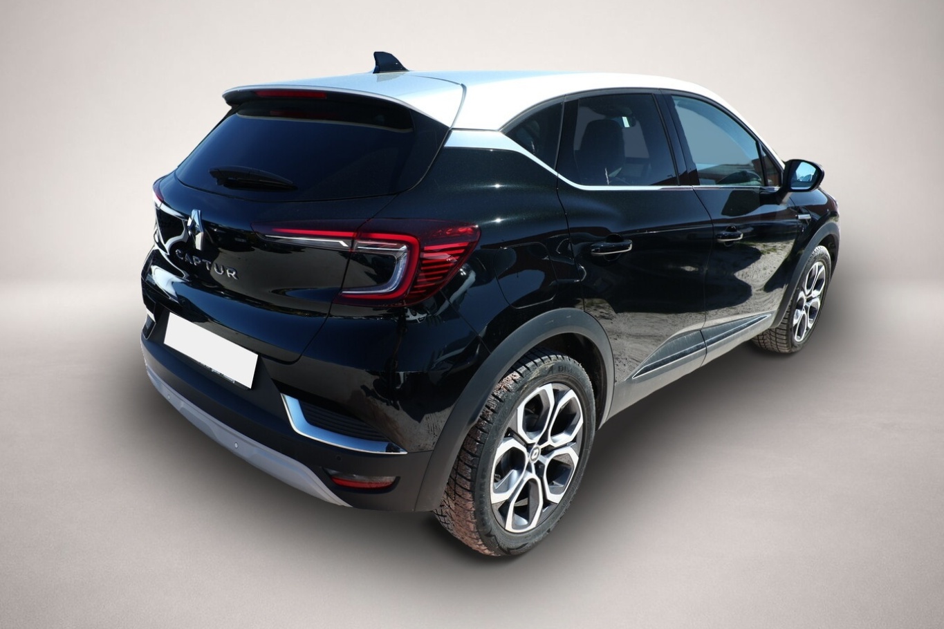 Fotografie 3 des Renault Captur II 1.3 TCe 140 EDC Mild-Hybrid Techno Nav