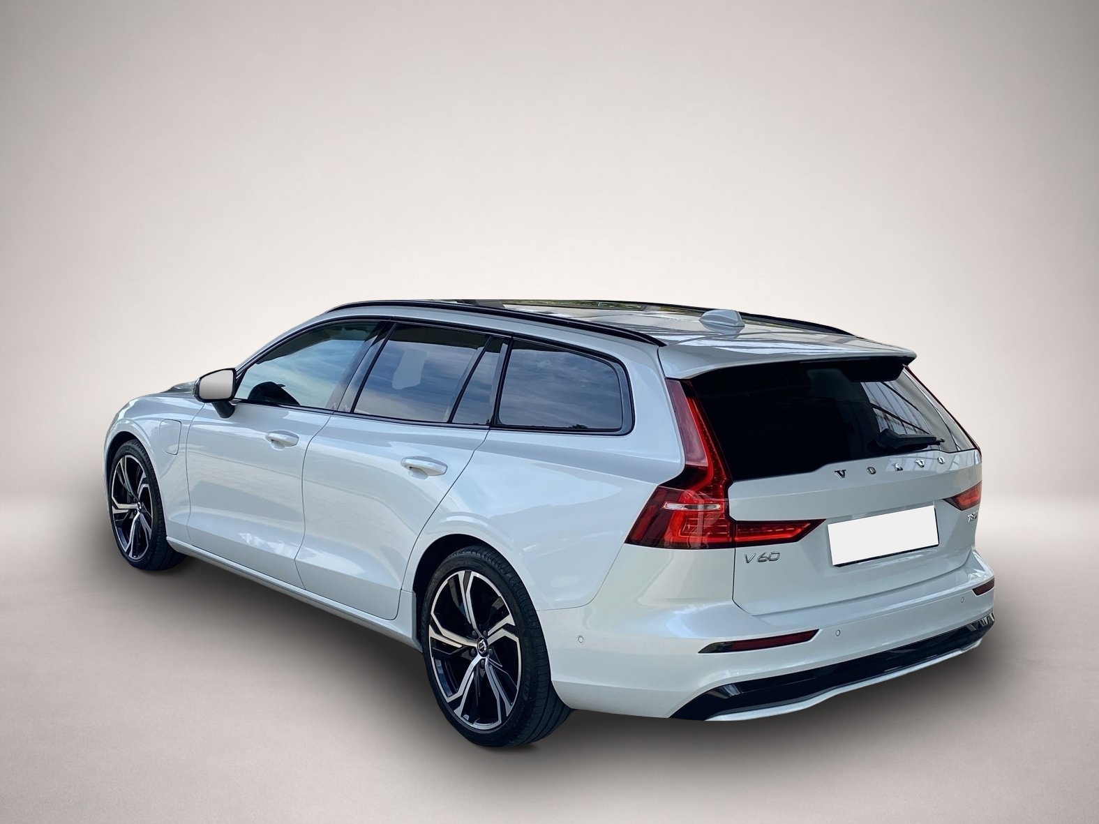 Bild 3 Volvo V60 Kombi T8 Ultra Dark Recharge LED*DAB*Navi*