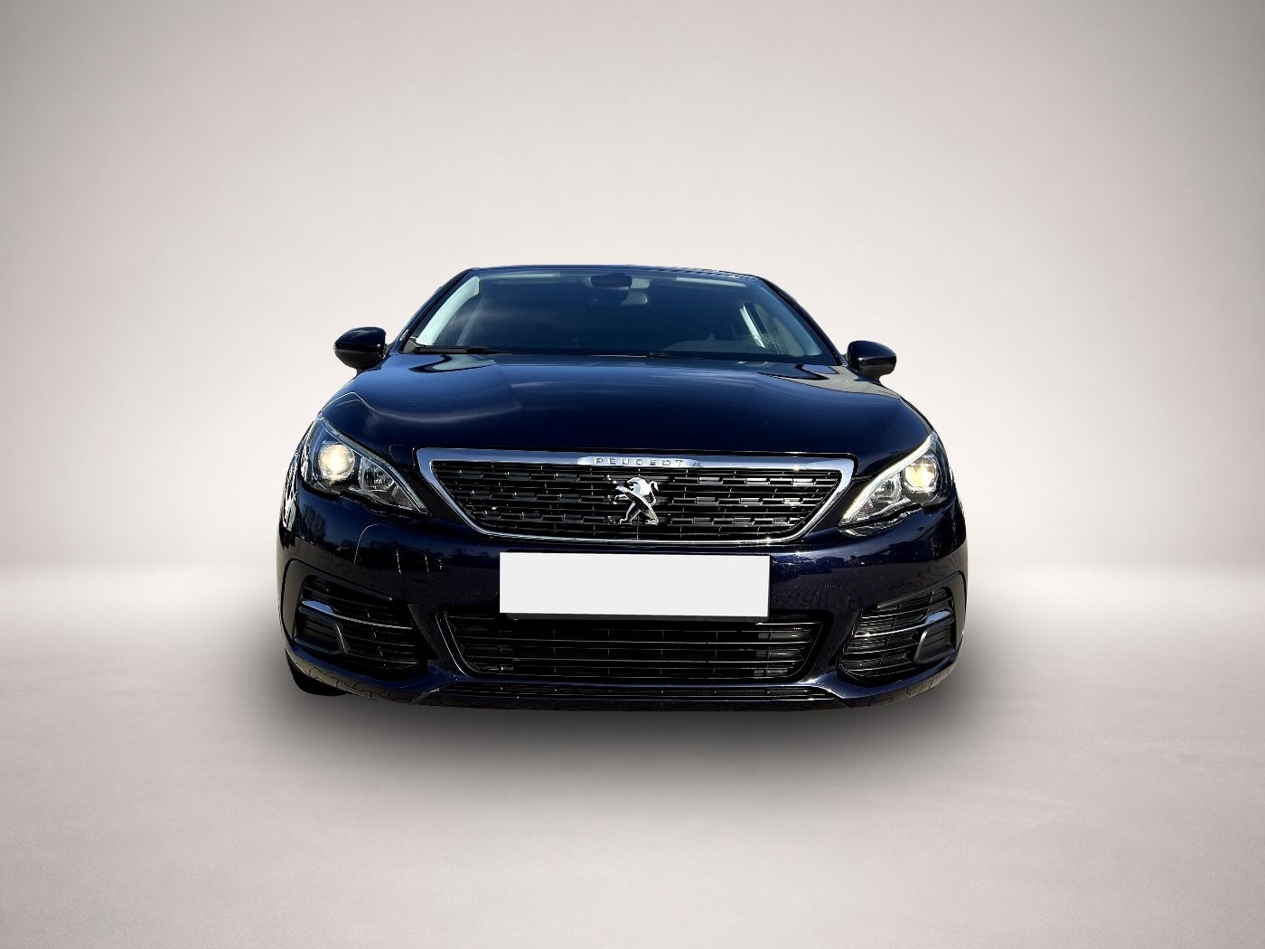 Fotografie des Peugeot 308 1.2 e-THP PureTech 130 Active *Navi Sitzh.*