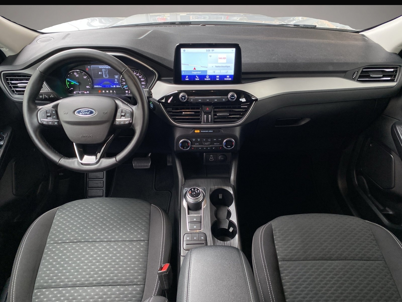 Bild 8 Ford Kuga 2.5 Duratec PHEV WiPa*Navi*SHZ*PDC*DAB*