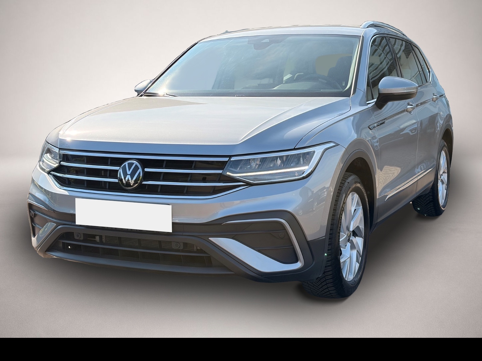 Bild 1 Volkswagen Tiguan Allspace Life Navi 7 Sitze AHK LED ACC El