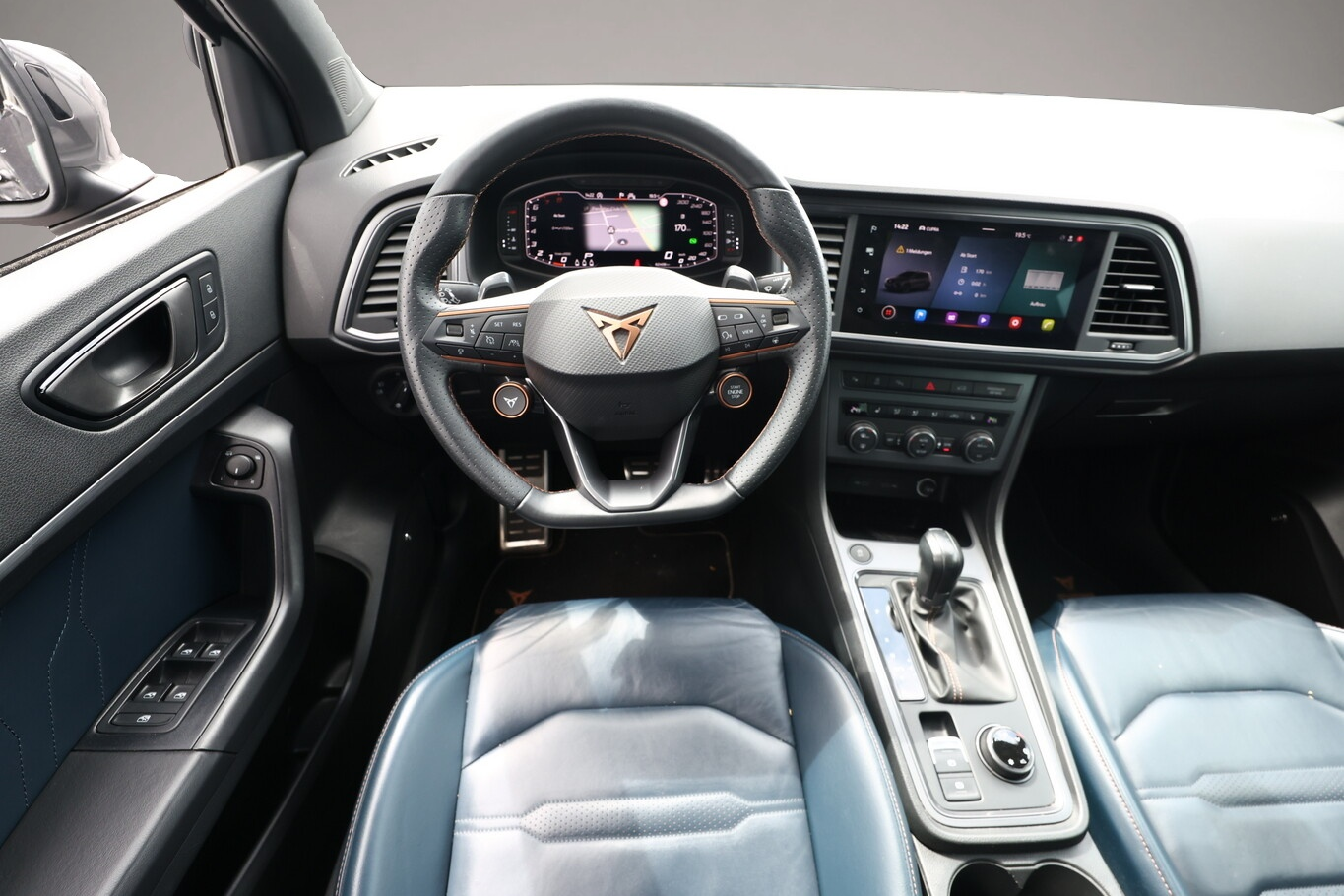 Bild 7 Cupra Ateca 2.0 TSI 300 4D DSG Leder SchiebeD Beats