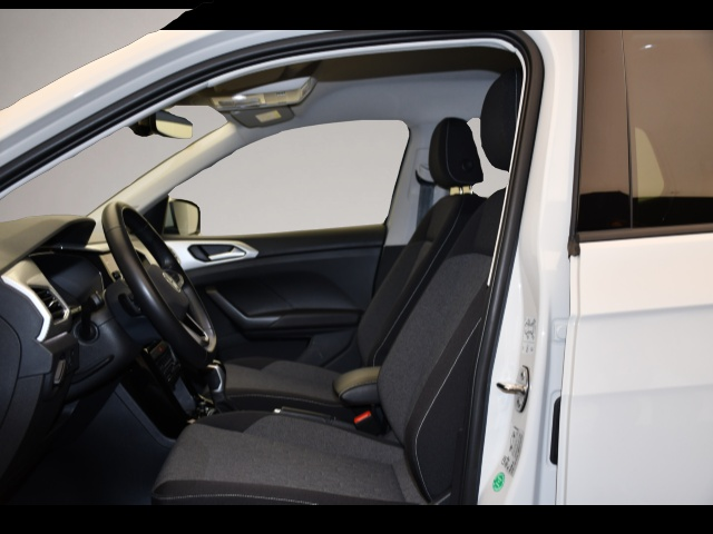 Bild 3 Volkswagen T-Cross 1.0 TSI DSG Move AHK/Rückfahrkam