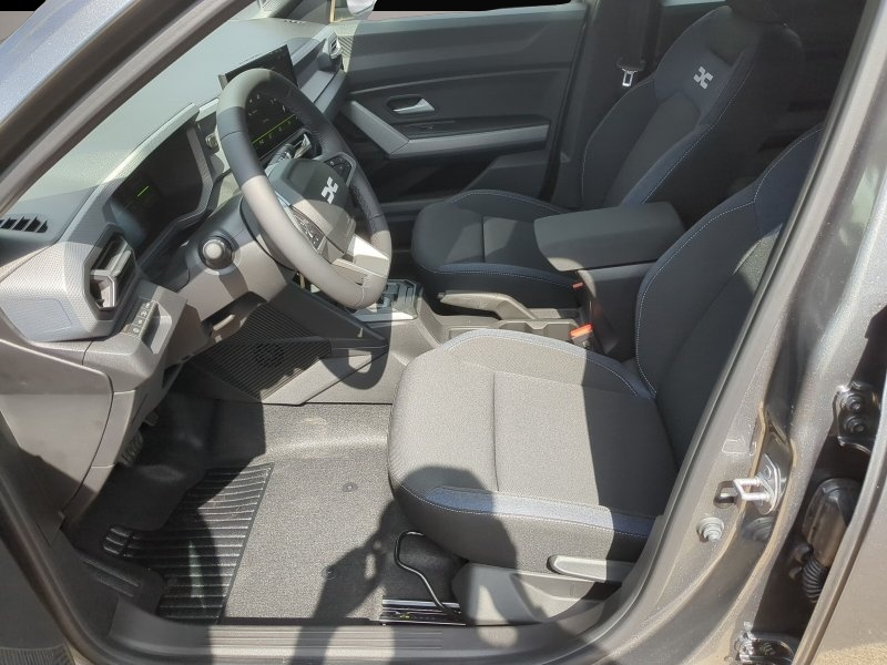 Fotografie 4 des Dacia Duster Hybrid 155 Expression SHZ+LKHZ+RFK+PDC