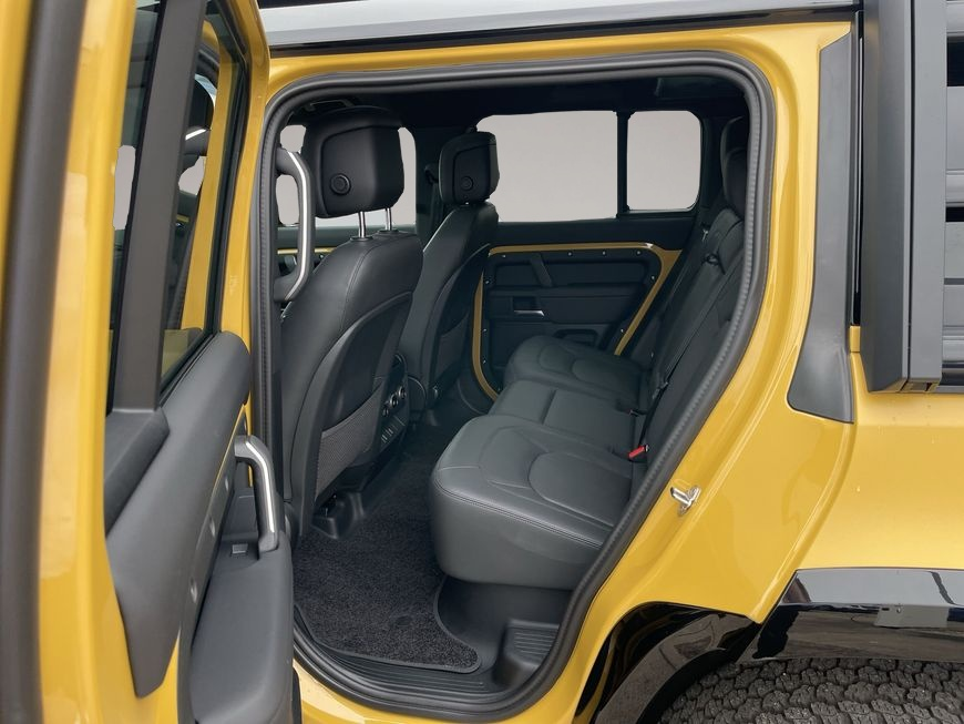 Land Rover Defender Defender 110 D350 Trophy Edition - Thumbnail 5