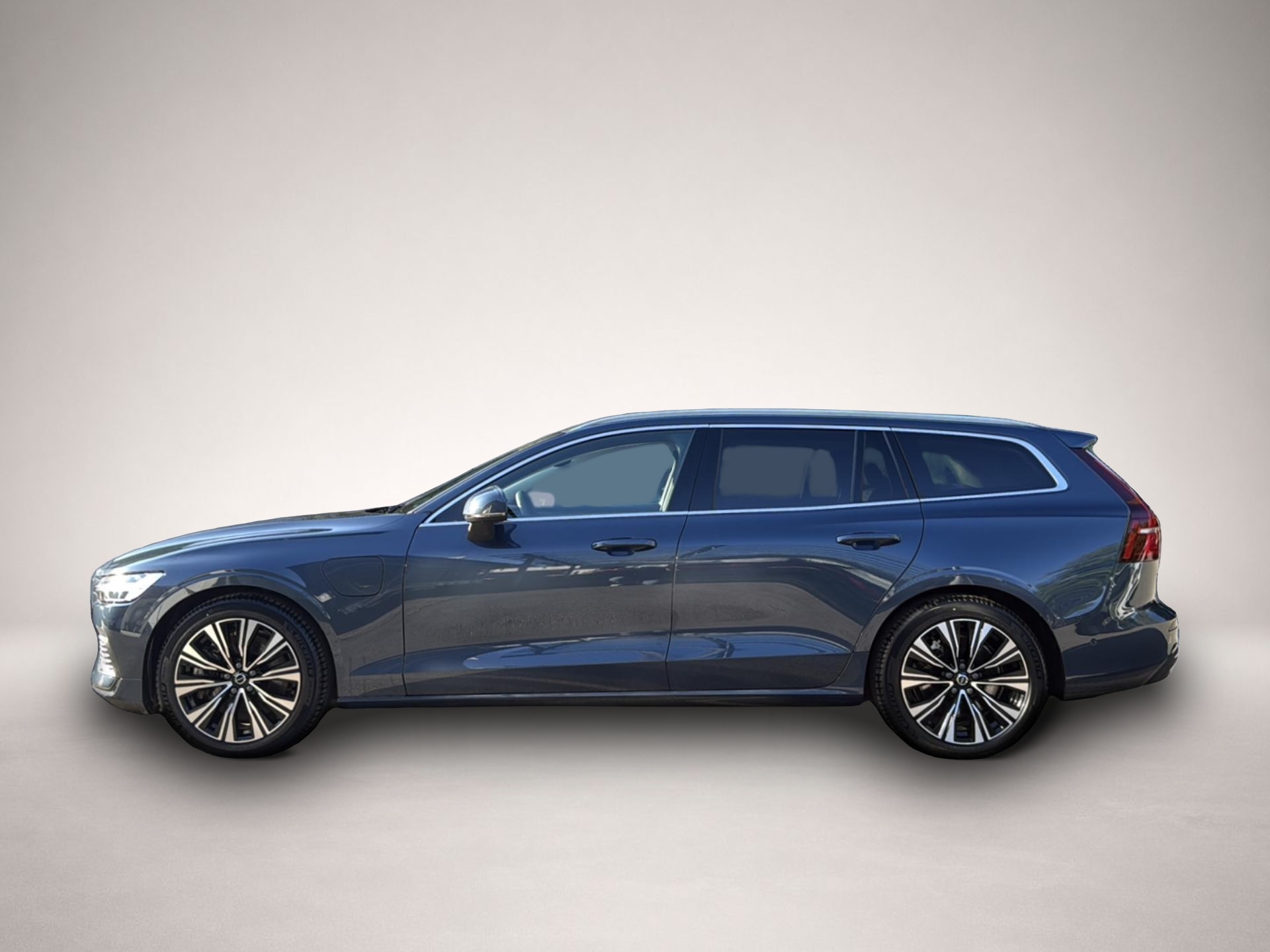 Bild 6 Volvo V60 T8 Recharge Plus Bright Plug-In Hybrid AWD L