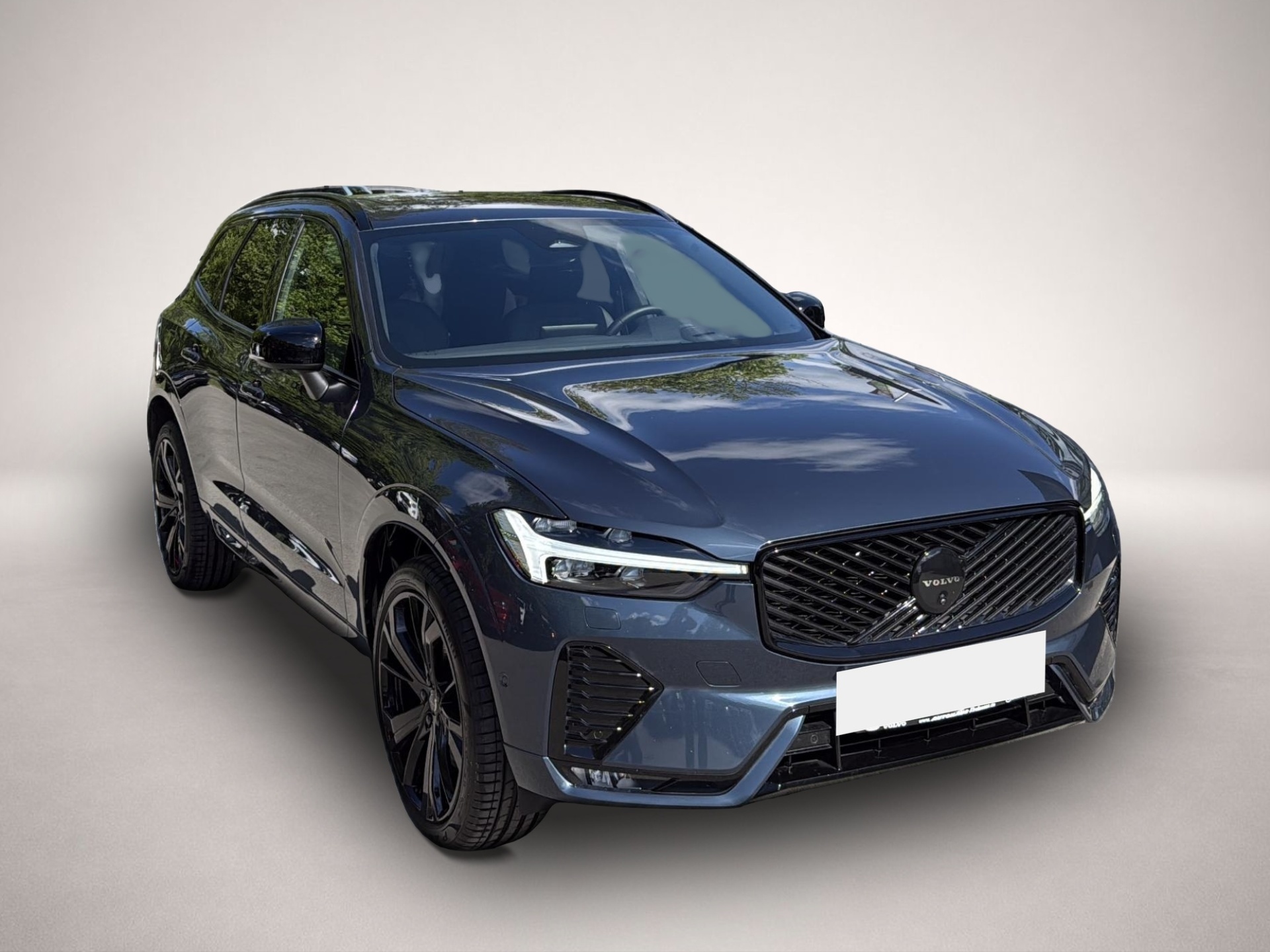 Fotografie 4 des Volvo XC60 B5 (Benzin) Plus Black Edition AWD Automati