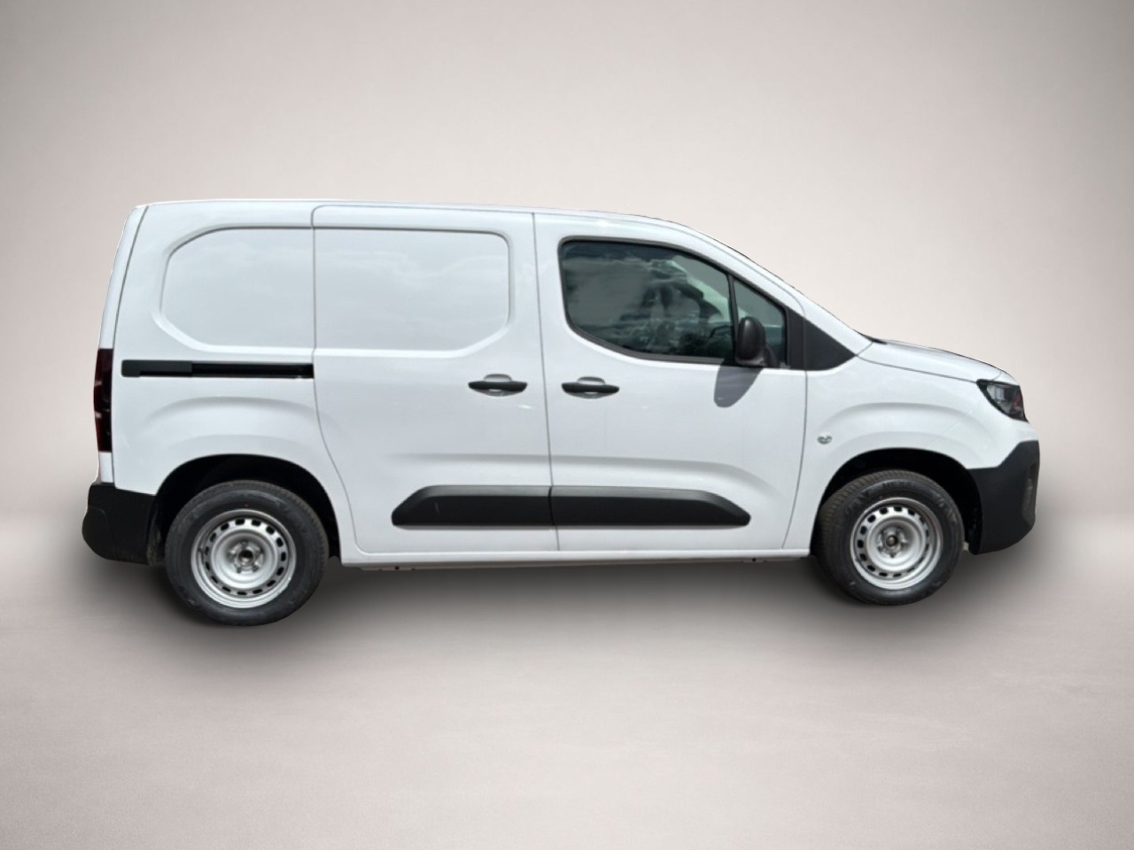 Bild 7 Opel Combo L1H1 (M) + 3-Sitzer + RFK u. PDC + Apple