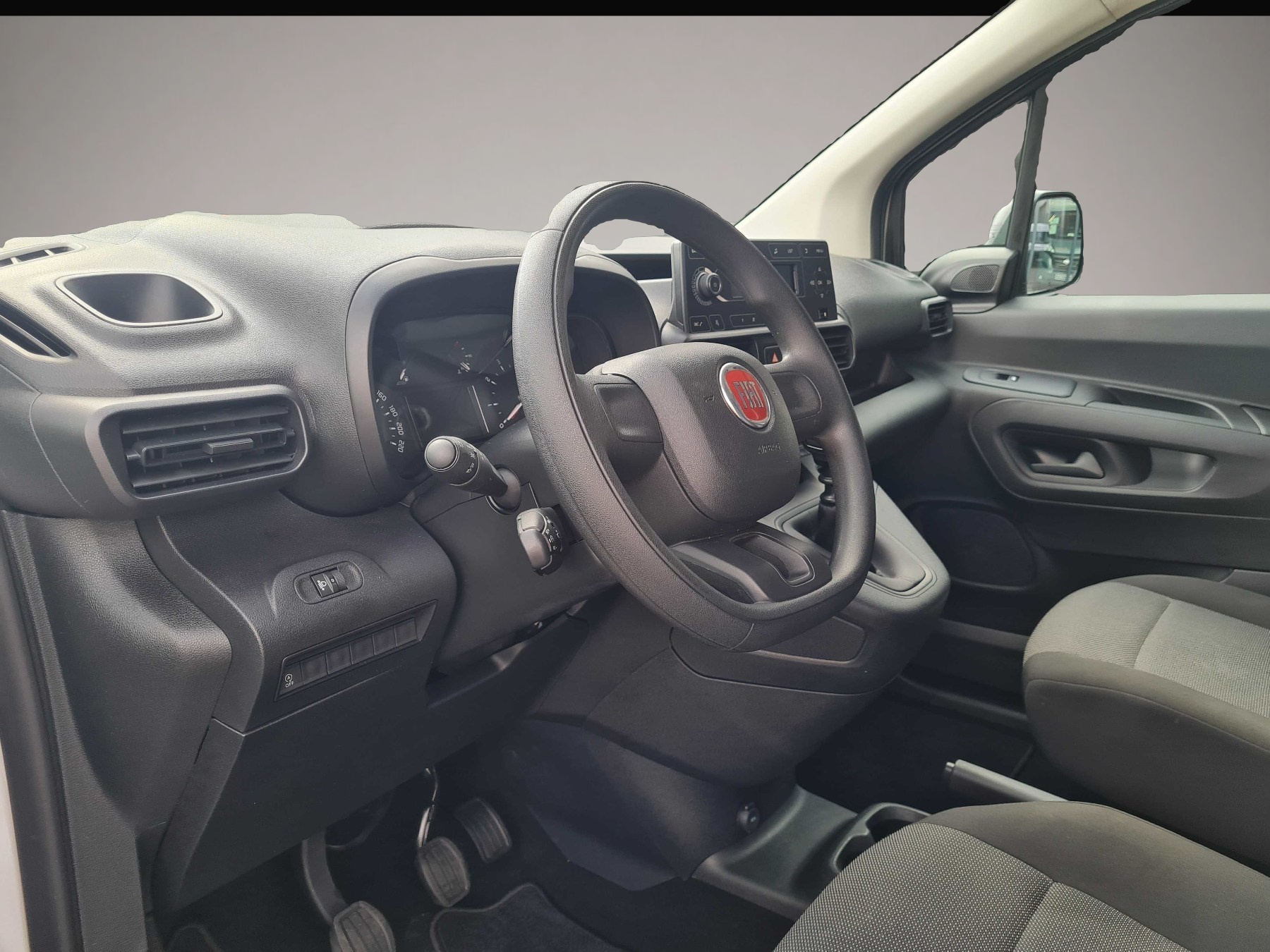 Fotografie 2 des Fiat Other Doblo KaWa L1 100 Klima,PDC, Rdo Blueth.